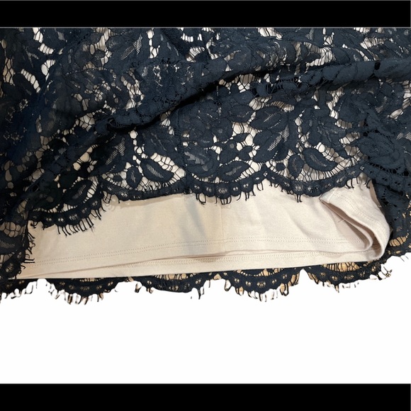 ASTR Black High Neck Sleeveless Sexy Lace Mini Dress Black and Beige Size Medium - Picture 9 of 9